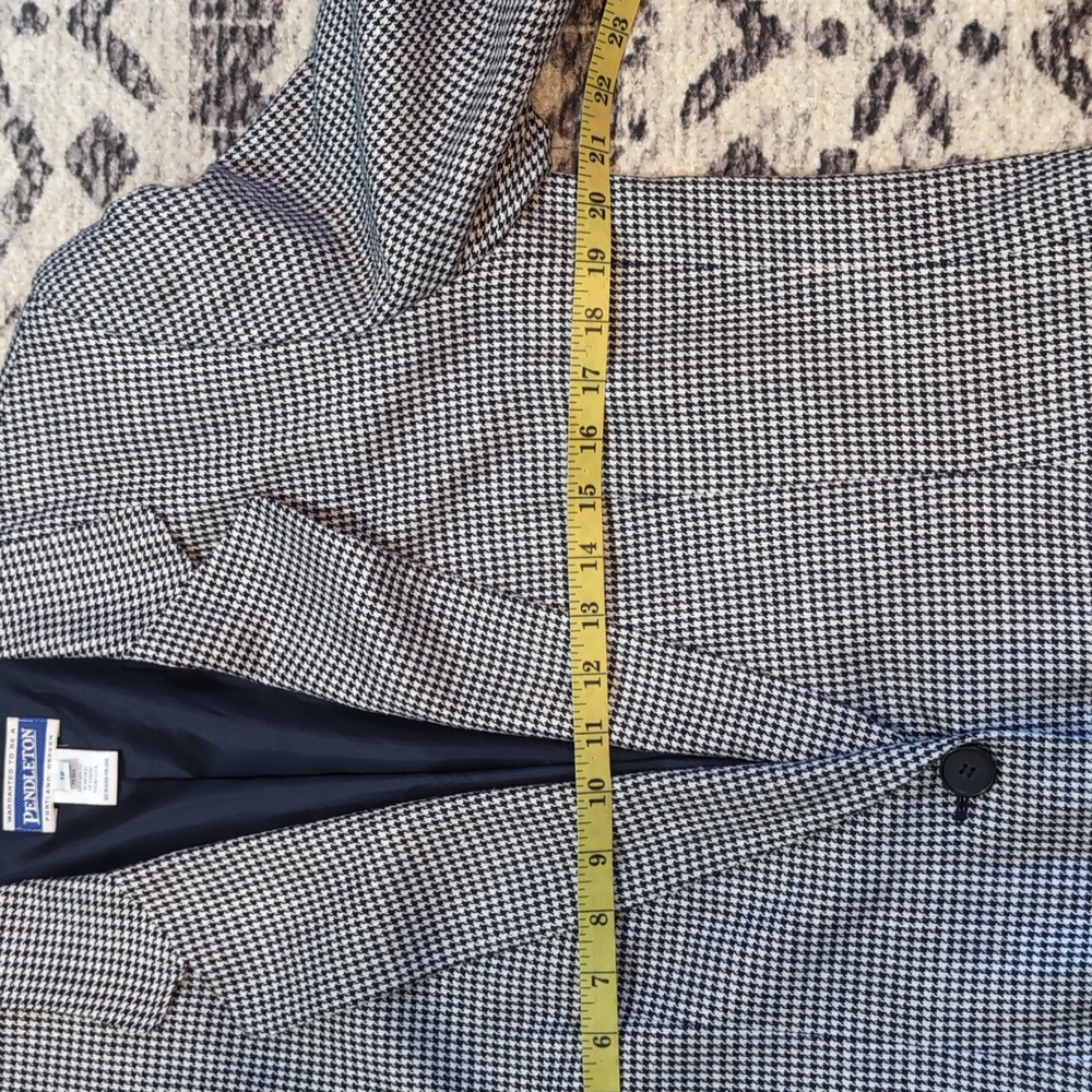 Vintage 80/90's Pendleton black/ white Houndstooth blazer, sz 12. - Picture 8 of 10
